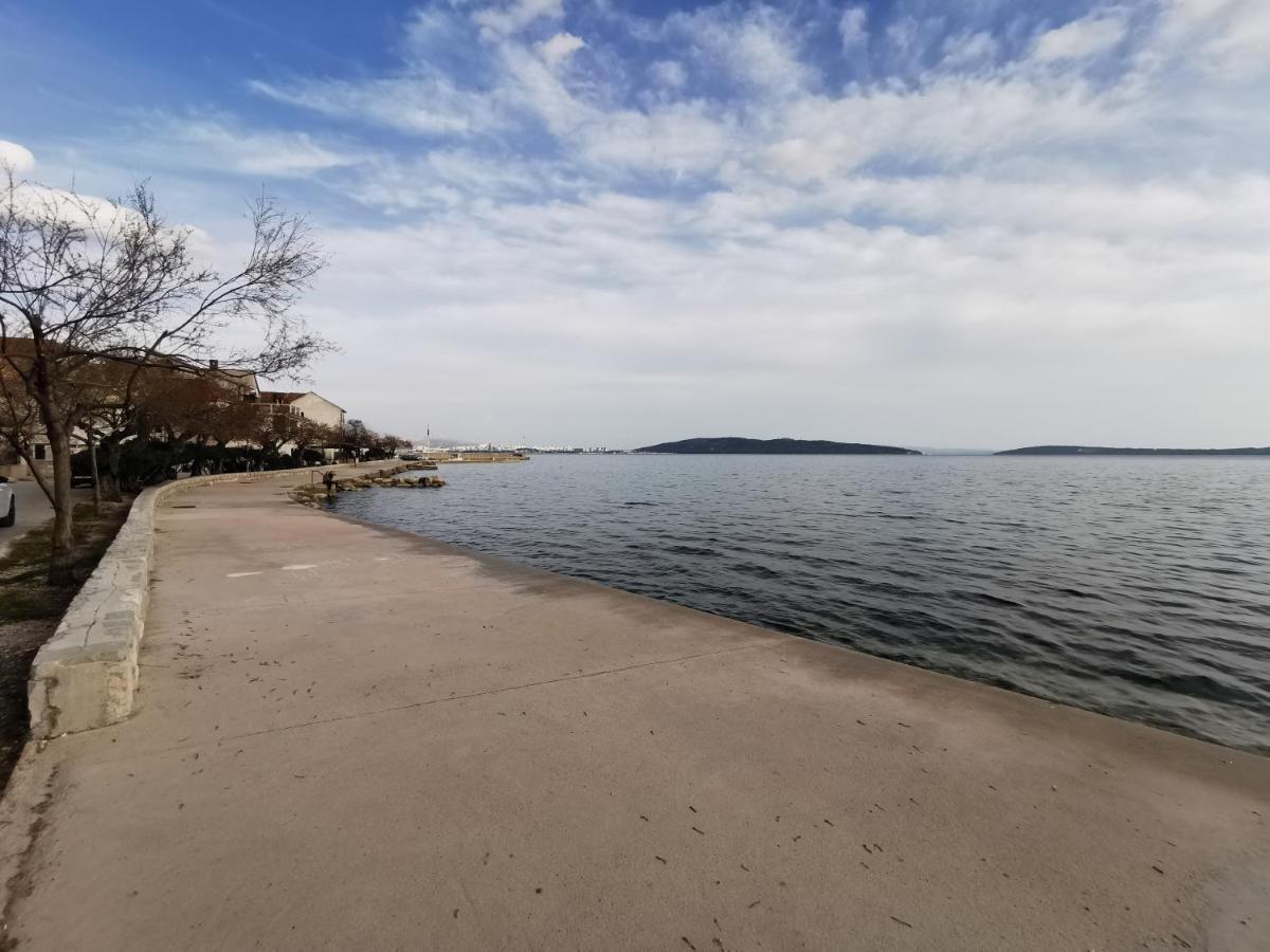 Apartment Miljenko I Dobrila Kastela Bagian luar foto