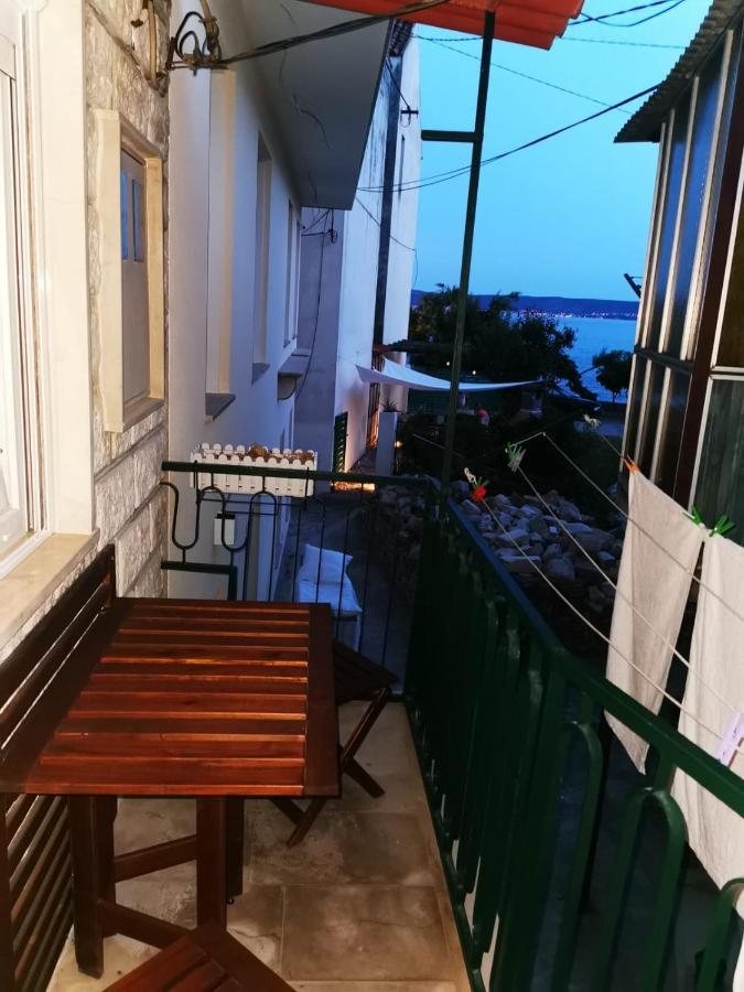 Apartment Miljenko I Dobrila Kastela Bagian luar foto